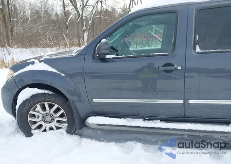 2010 Nissan Pathfinder Le из США, поврежденный, VIN 5N1AR1NB1AC610978